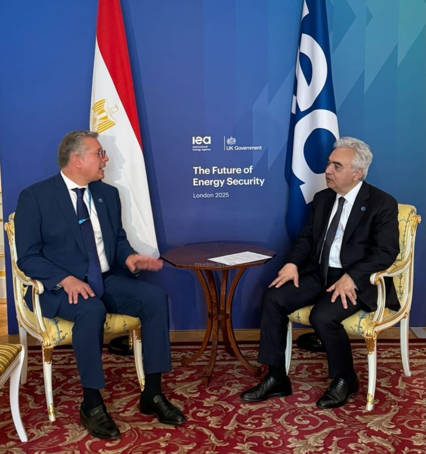 على-هامش-فعاليات-قمة-مستقبل-أمن-الطاقة..-وزير-البترول-يلتقي-المدير-التنفيذي-لوكالة-الطاقة-الدولية