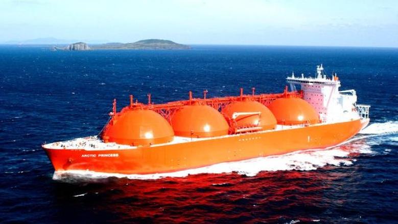 الهند تخفض إمدادات الغاز الطبيعي للصناعات.. تفاصيل