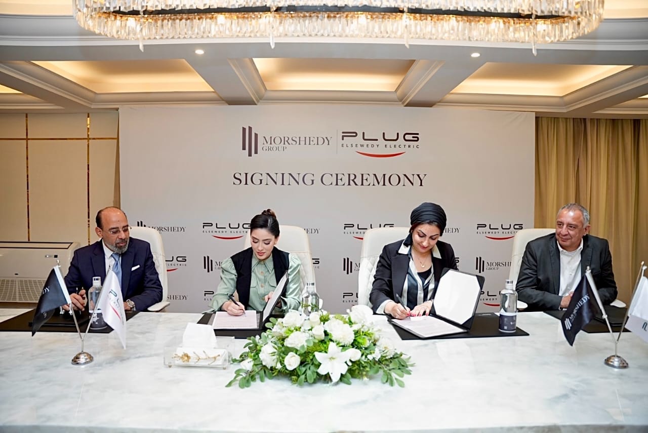 تحالف بين PLUG التابعة للسويدي إليكتريك ومجموعة المرشدي لتعزيز البنية التحتية لشحن السيارات الكهربائية