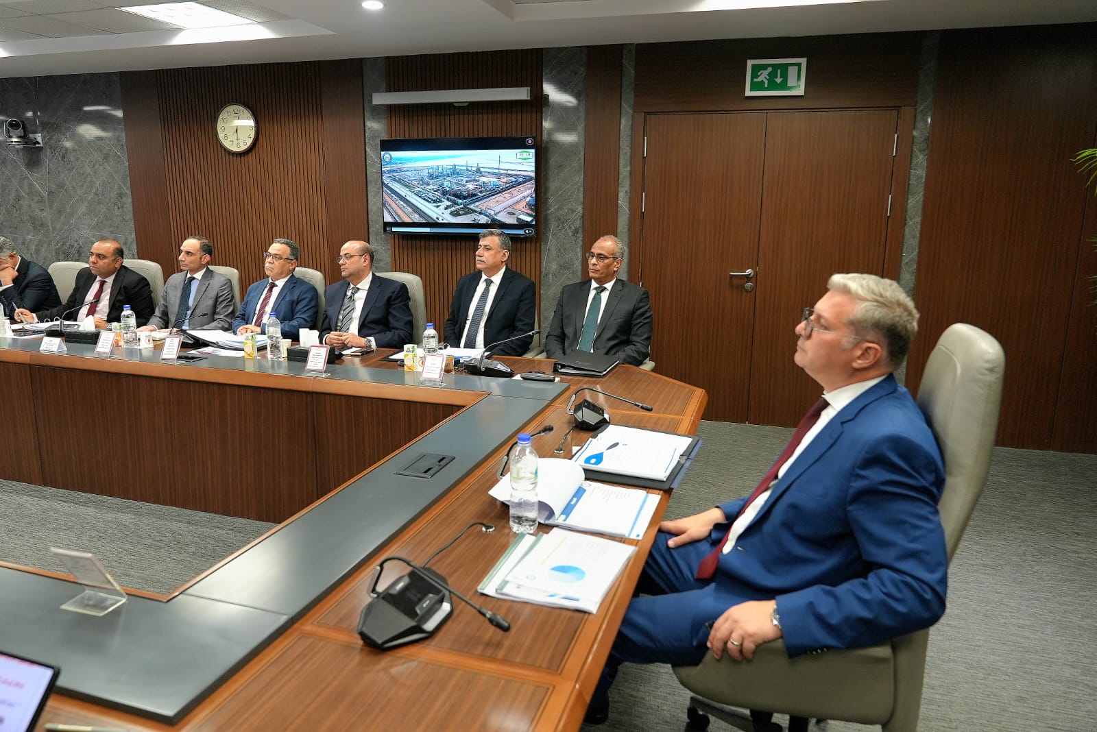 وزير البترول يعتمد الجمعية العامة للشركة المصرية لإنتاج الألكيل بنزين الخطي (إيلاب)