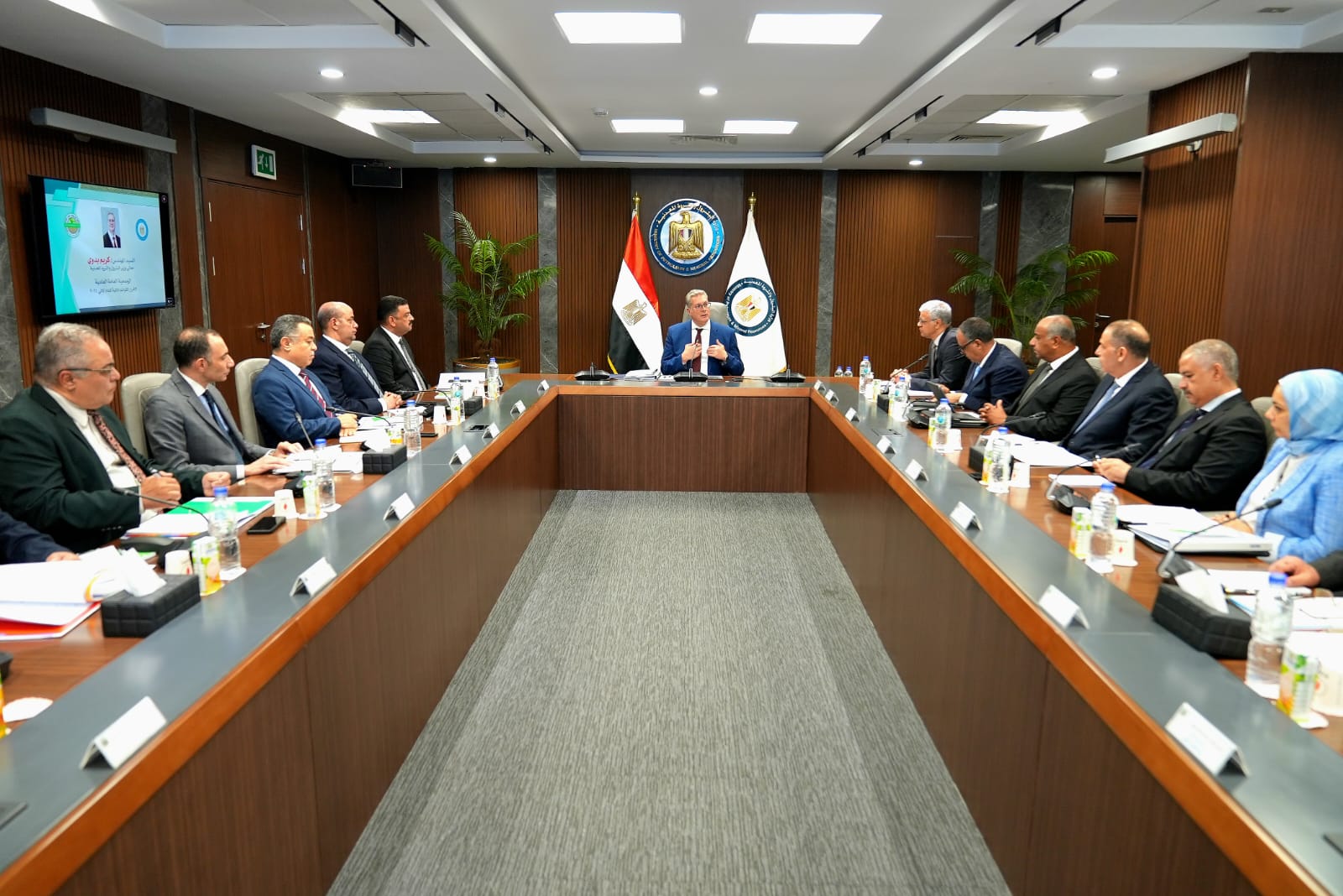 وزير البترول يعتمد الجمعية العامة لشركة فوسفات مصر