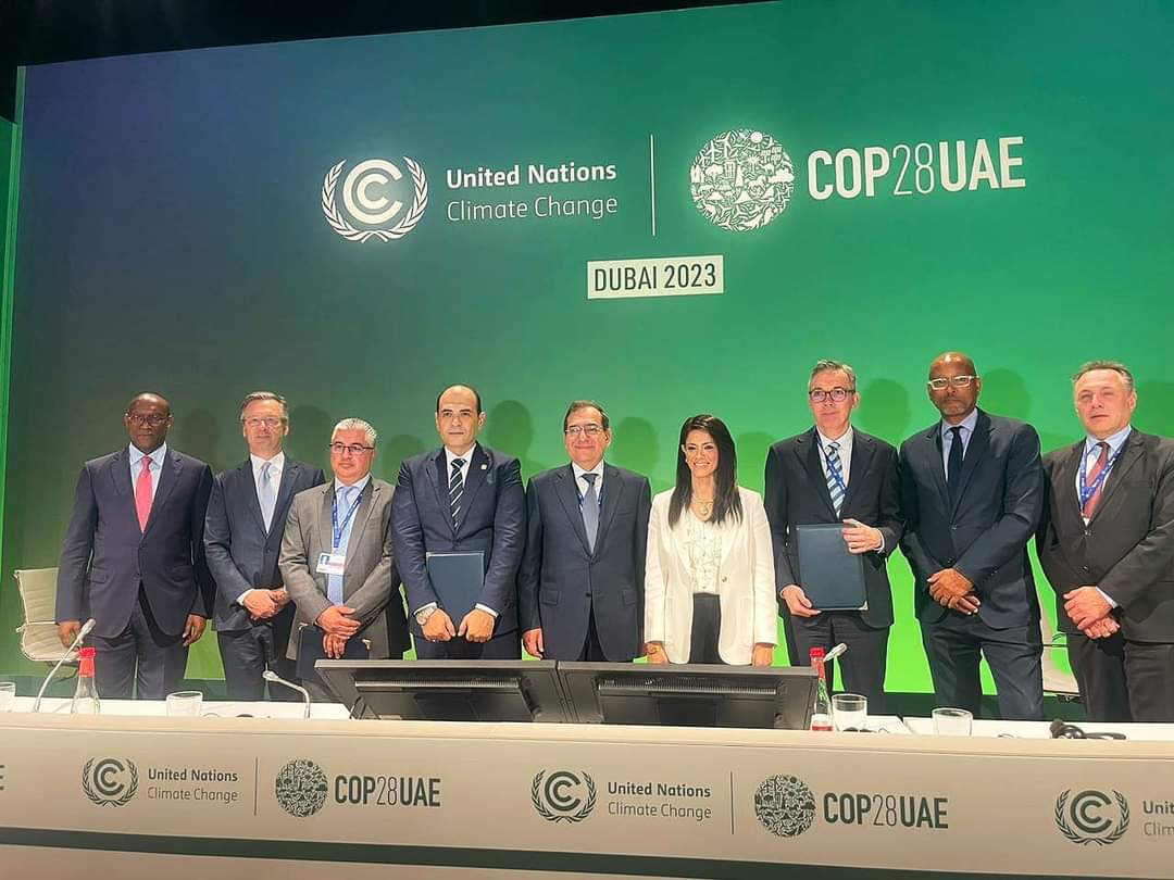   خلال قمة المناخ COP28.. توقيع عدد من الاتفاقيات مع سكاتك النرويجية  للتعاون في تنفيذ مشروعات  التموين للسفن بالوقود الأخضر
