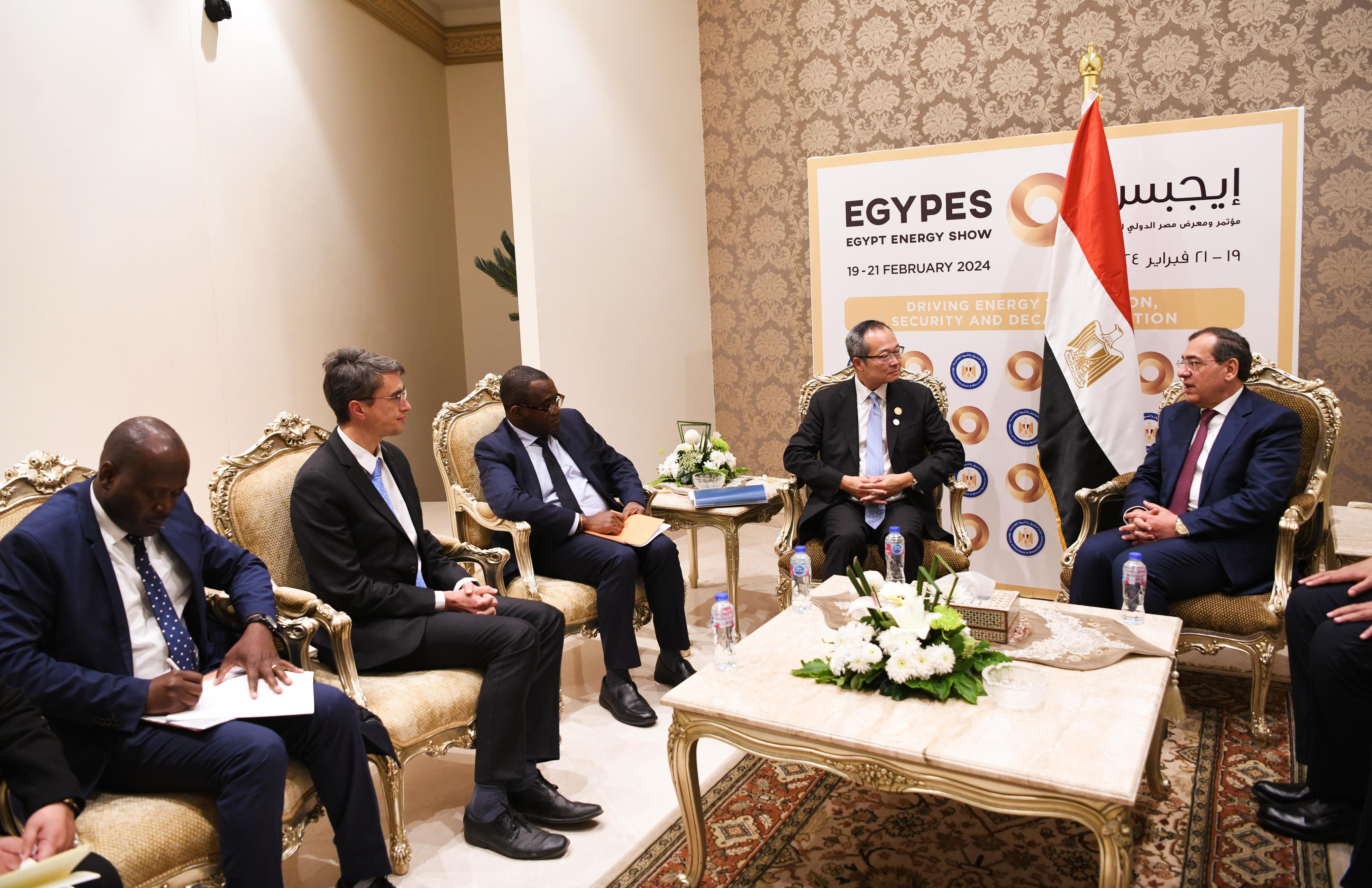 وزير البترول يؤكد أهمية التعاون المشترك مع البنك الدولي في مجال الغاز الطبيعي 