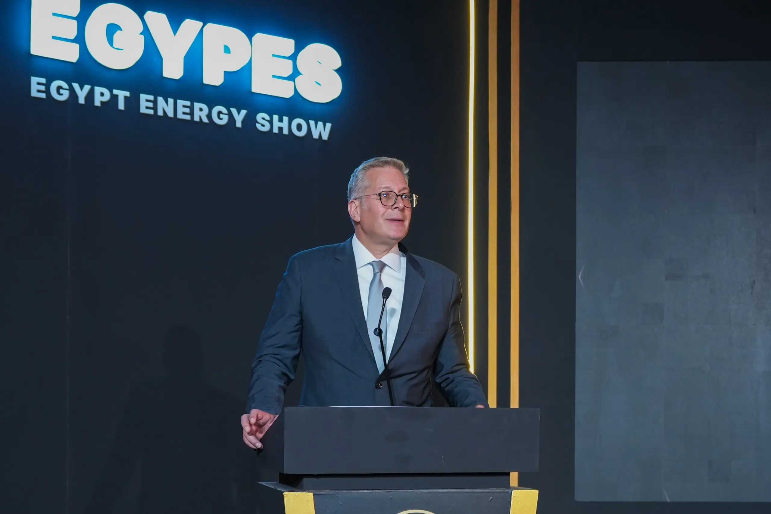 وزير-البترول-والثروة-المعدنية-يشهد-حفل-توزيع-جوائز-مؤتمر-ومعرض-إيجبس