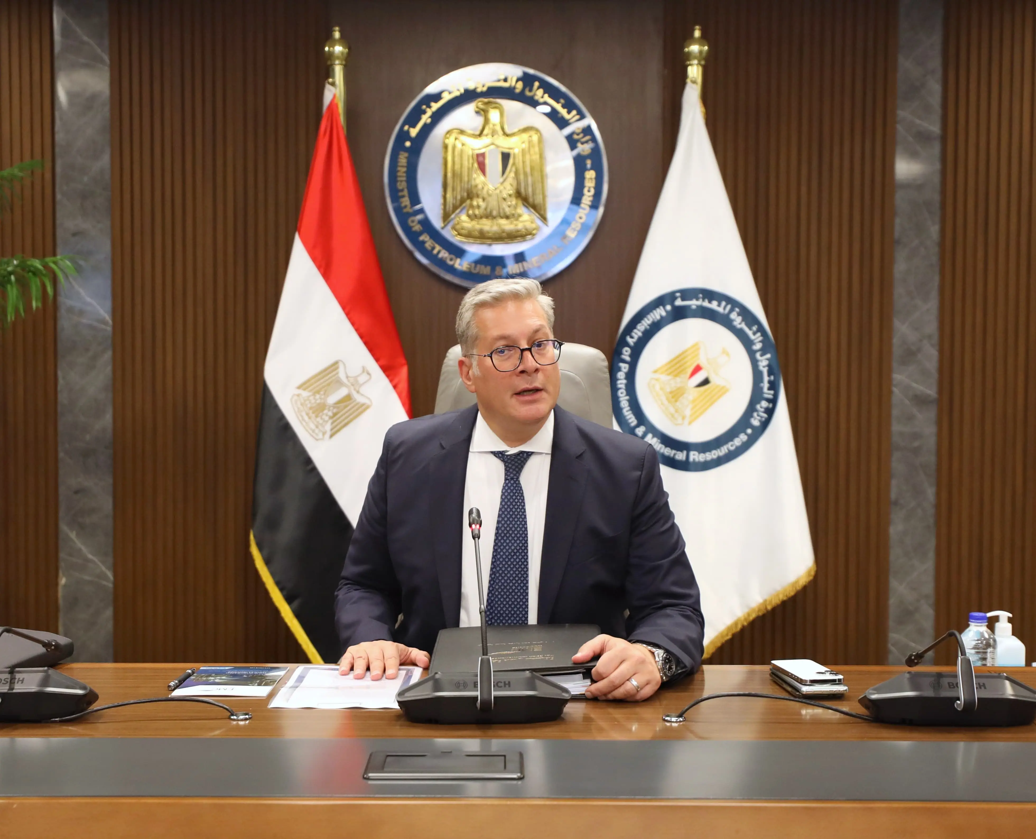وزير البترول يعتمد الجمعية العامة لشركة (صان مصر) ويشيد بتطور الأداء