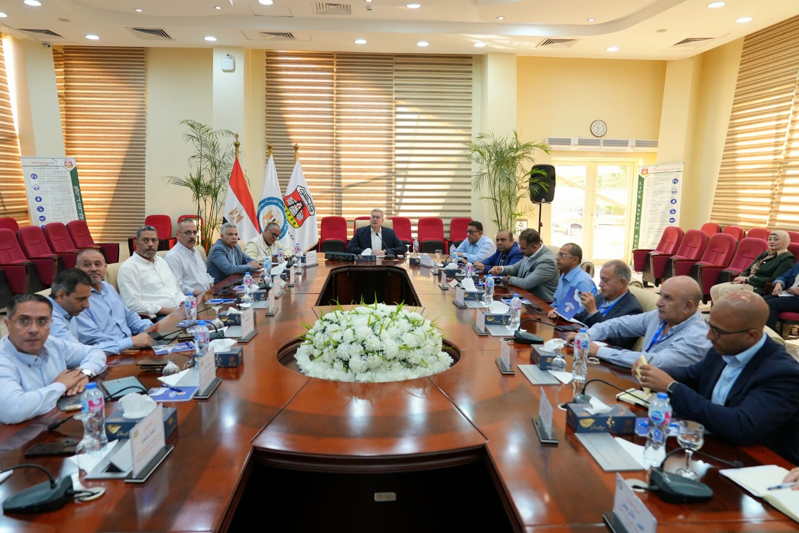 وزير البترول والثروة المعدنية يتابع توسعات ميناء الحمراء البترولي بالعلمين 