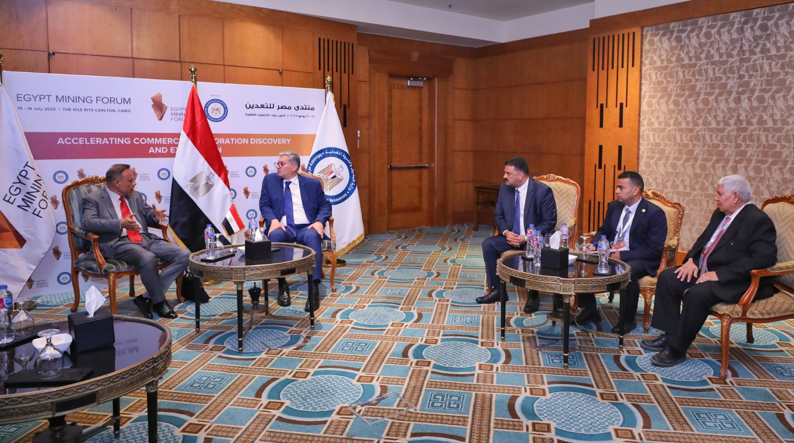 على هامش منتدى مصر للتعدين.. وزير البترول يستقبل رئيس مجلس إدارة شركة مناجم النوبة