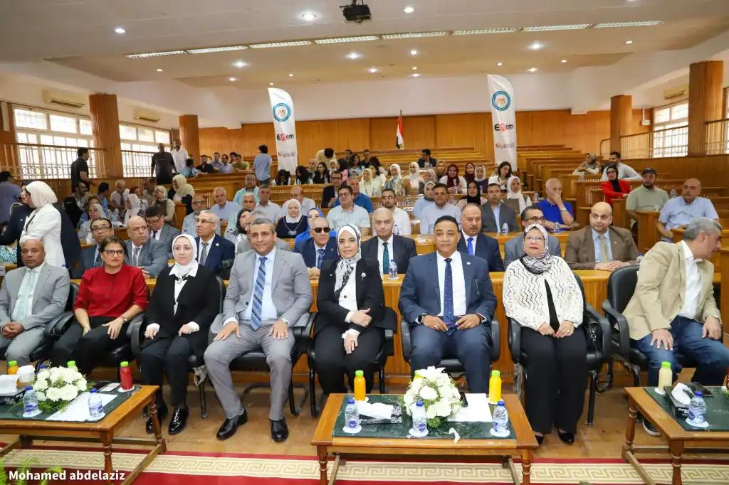 تكريم-إيثيدكو-تقديراً-لإسهاماتها-المجتمعية-في-دعم-التعليم-والبحث-العلمي-بجامعة-الإسكندرية