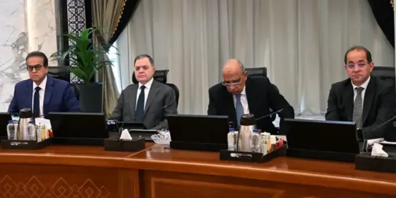 خلال اجتماع الحكومة: وزير الكهرباء يستعرض القدرات الحالية والمُخططة من الطاقات المتجددة