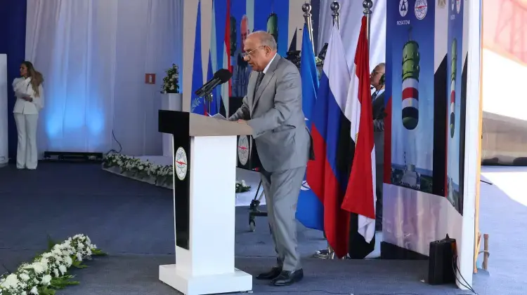 بحضور-مدبولي-وغروسي:-تركيب-وعاء-ضغط-المفاعل-للوحدة-النووية-الثانية-بمحطة-الضبعة