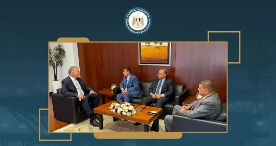 وزير البترول يبحث مع الرئيس التنفيذي لشركة مناجم الفوسفات الأردنية التعاون في الصناعات التعدينية 