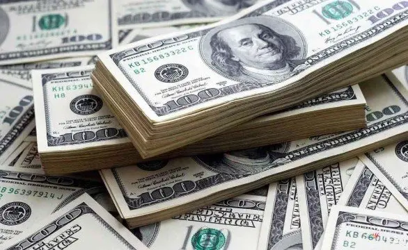 أسعار الدولار الأمريكي في بداية تعاملات اليوم الثلاثاء 14 يوليو 