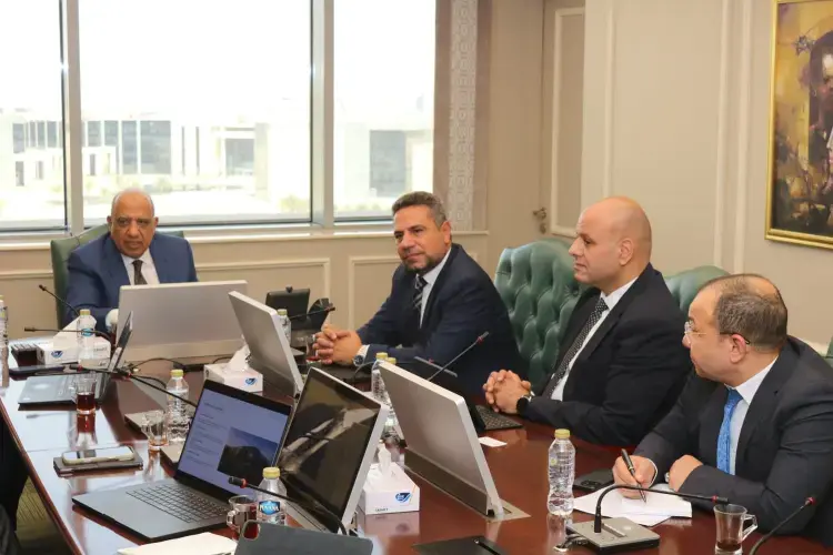 وزير الكهرباء يبحث مع شركة «هيكا داتا» متطلبات التغذية الكهربائية لإقامة مشروع مراكز البيانات  