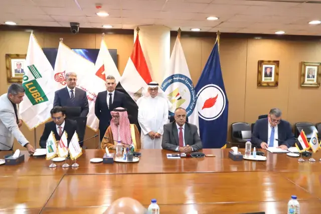 شراكة «مصرية سعودية» جديدة للتوسع في إنتاج الزيوت المتخصصة وجذب الاستثمارات