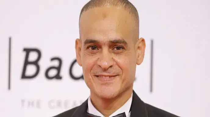 مصطفى عباس يشعل المنافسة.. موهبة صاعدة تقتحم صفوف نجوم الدراما بثبات