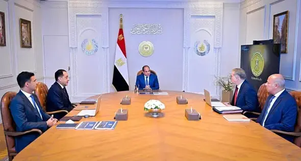 السيسي يوجه بسحب الأراضي الصناعية غير المستغلة وتسريع توطين الصناعات وجذب الاستثمارات